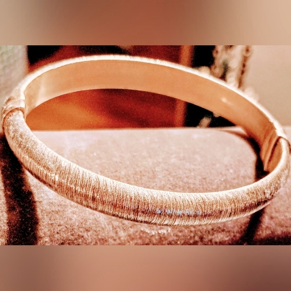 Sterling Silver 9.25 Bangle size 7 Bracelet. - Picture 2 of 7